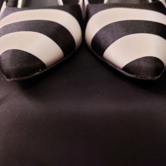 Black and White Stripe Heels - Picture 5 of 8